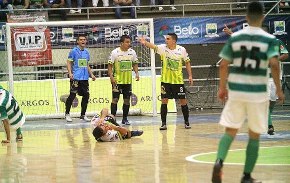 El coliseo Tulio Ospina de Bello fue el escenario del primer partido, ahora viene el segundo en Bucaramanga. FOTO cortesía Liga Argos 