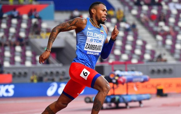 El colombiano Anthony Zambrano, medallista de plata en los 400 metros del Mundial de Doha 2019. FOTO EFE