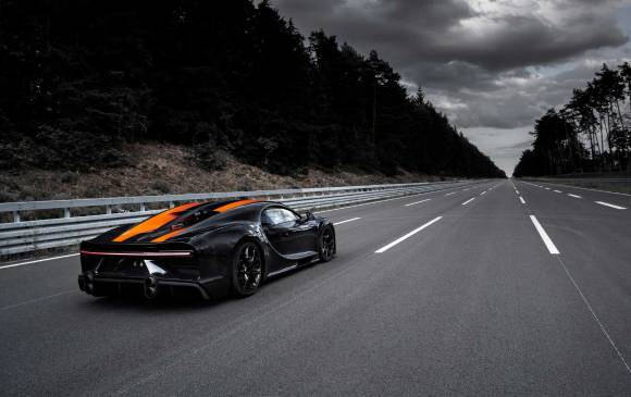 El récord se logró el pasado dos de agosto en el circuito de Ehra-Liessen en Alemania, pista propiedad del Grupo Volkswagen. FOTO cortesía bugatti . ILUSTRACIÒN cortesía FRANK HEYLi 