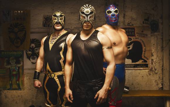 Aurelio Ramírez, Brando Pérez y Pulsar, protagonistas de la serie. FOTO cortesía Turner Latin