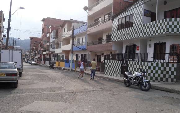 Varios habitantes del barrio Andalucía denunciaron un incremento en su impuesto predial, Alcaldía reconoce inconvenientes pero en otros barrios. FOTO Cortesía Néstor Vargas.