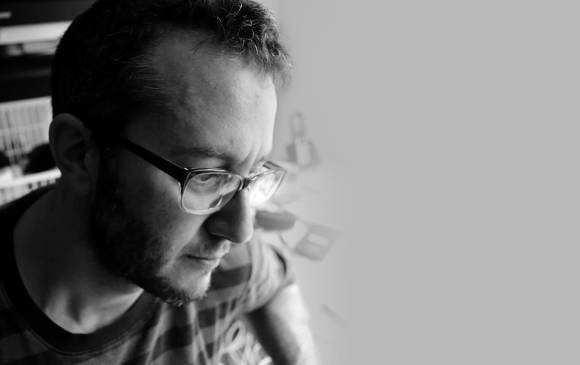 Este extranjero, con más de 20 años de carrera, lleva un año y ocho meses trabajando en un país en el que nunca le faltan noticias por contar. FOTO Eugenia Rodríguez 