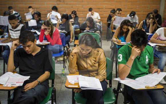 Directivas de la U. de A. recomiendan a estudiantes realizar los simulacros de la prueba de admisión. FOTO Julio César Herrera