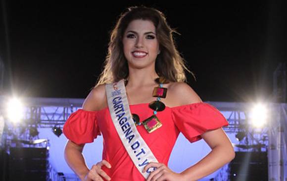 A pesar de las molestias que le causa la fiebre del chikungunya, Gabriela Puente Sojo, representante de Cartagena, continúa con la ilusión de obtener la corona de Señorita Colombia”. FOTO COLPRENSA