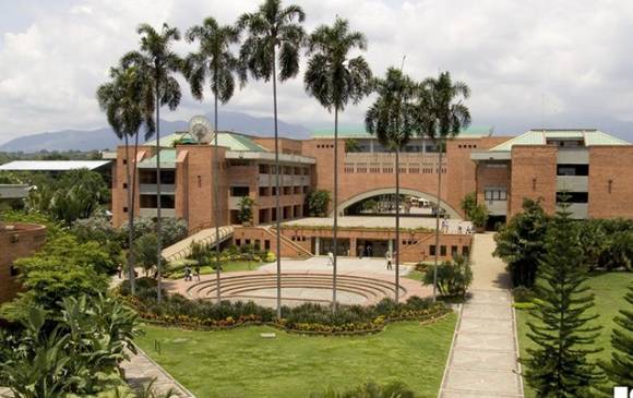El feto estaba en la planta de tratamiento de aguas de la Universidad Autónoma de Occidente. FOTO: TOMADA DE FACEBOOK.