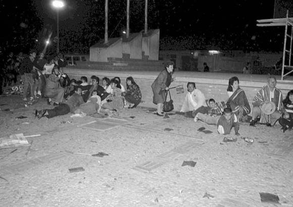 Colprensa - As� qued� la plaza luego del atentado a Luis Carlos Gal�n hace 20 a�os en Soacha.
