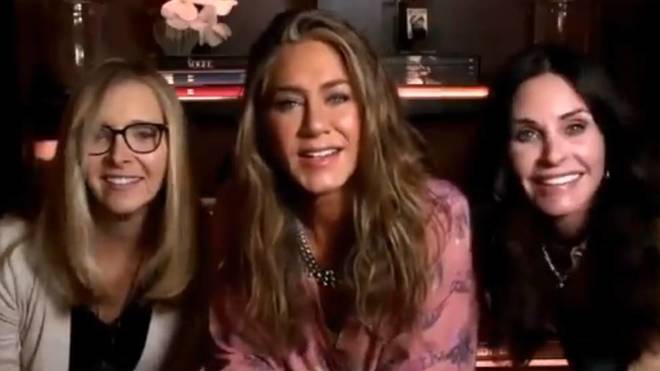 Se unieron para apoyar a Jennifer Aniston durante los premios. FOTO Instagam.,