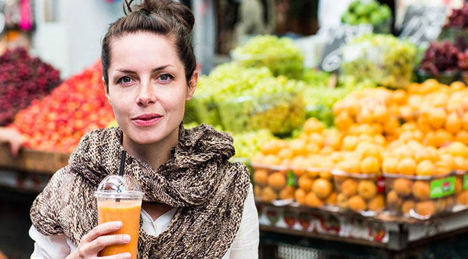 El lunes es el día recomendado para realizar esta práctica, pues ayuda a compensar los excesos del fin de semana. FOTO EFE