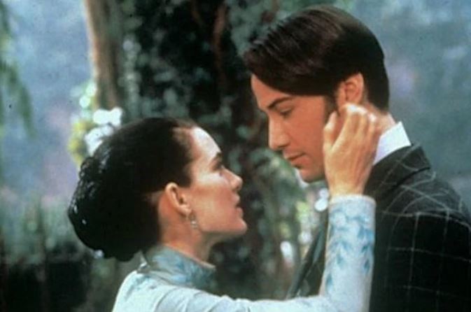 Winona Ryder y Keanu Reeves se casaron ante un cura real en el set de la película Drácula. FOTO COLUMBIA PICTURES 