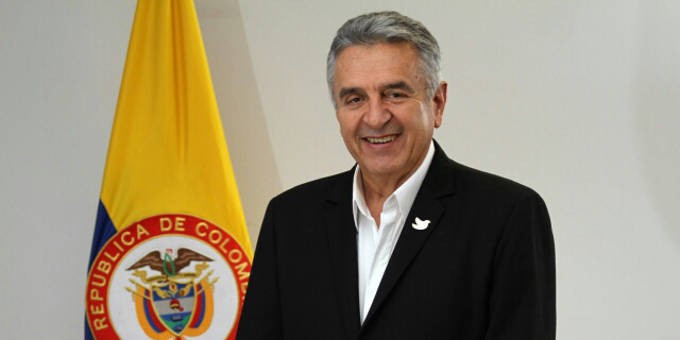 El ministro de Trabajo, Luis Eduardo Garzón, afirma que insistirá y persistirá en la búsqueda de un acuerdo. FOTO cortesía