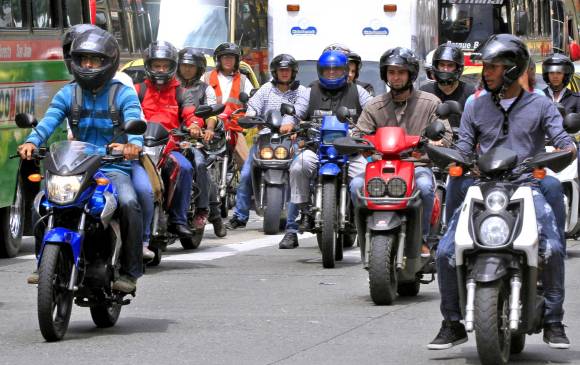 Cerca de 600 mil motos circulan diariamente por Medellín.