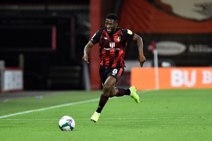 Al parecer, Lerma habría sufrido una lesión muscular. FOTO AFC BOURNEMOUTH