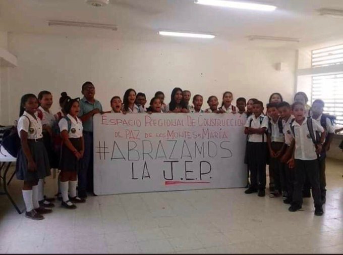 La imagen de la polémica. FOTO Tomada del Twitter de Álvaro Uribe Vélez