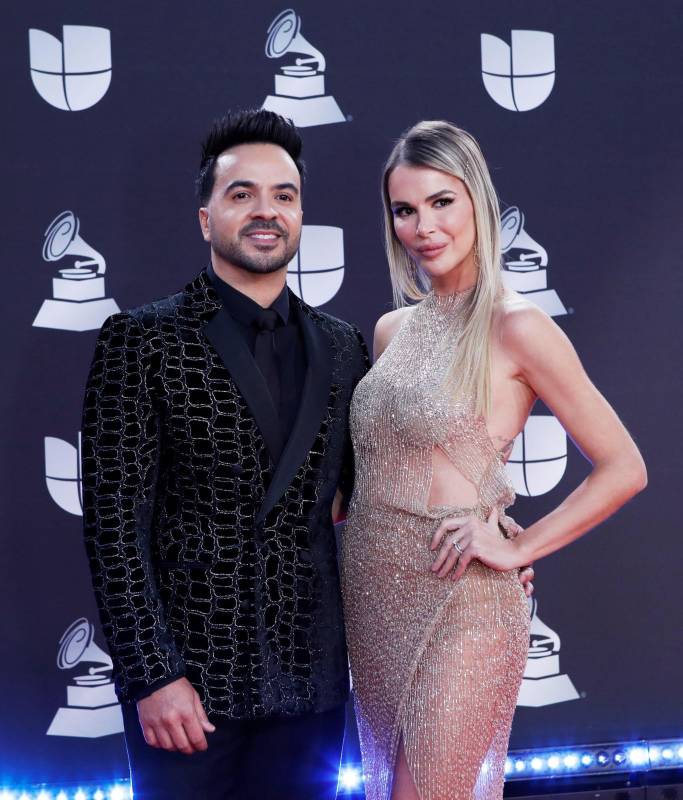 Luis Fonsi y la modelo española Agueda López. Foto: NINA PROMMER - EFE