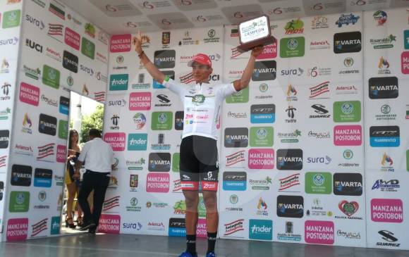 Nelson Andrés Soto, del equipo Coldeportes se quedó la tercera etapa de la Vuelta a Colombia. FOTO LUZ ÉLIDA MOLINA