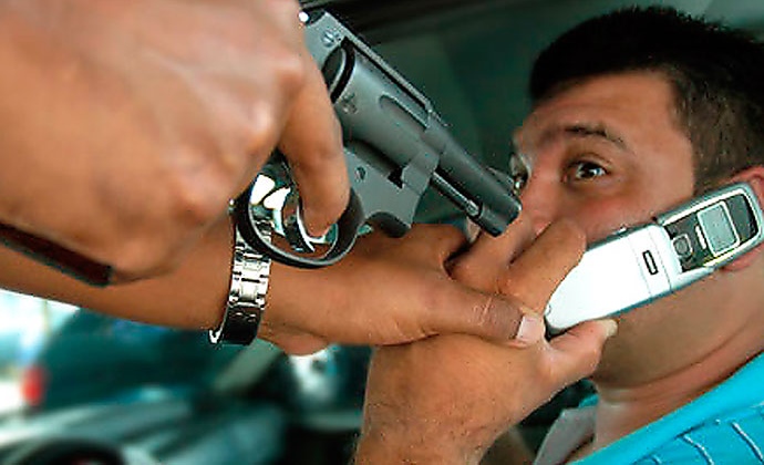 El Gobierno Nacional firmó un acuerdo con los operadores de la industria móvil. FOTO COLPRENSA