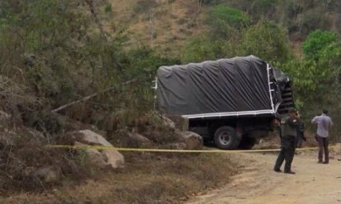  El general Nieto señaló que a la zona ya se desplazó un equipo de investigadores y comandos para apoyar las operaciones. FOTO ‏@herbinhoyos