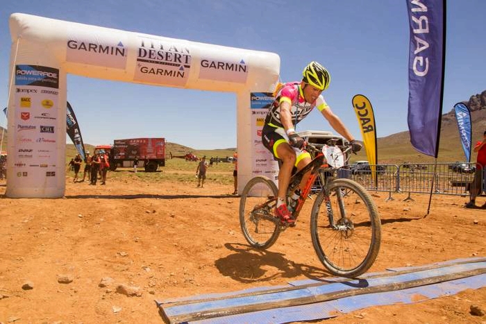 Tamayo fue noveno en la última etapa, lo que le bastó para ganar la décima edición de la carrera. FOTOS CORTESÍA