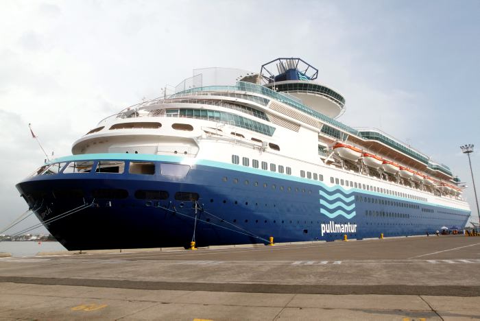 En el crucero viajan 783 tripulantes y 781 pasajeros. FOTO COLPRENSA