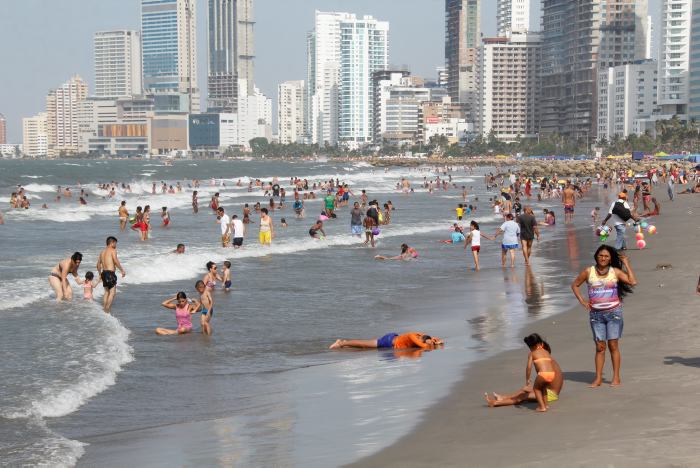 Cerca de 255 mil turistas llegan a Cartagena durante la temporada turística. Autoridades piden responsabilidad en las playas. Foto: Colprensa. 