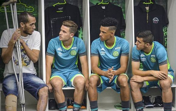 Hélio Neto fue invitado especial en la presentación del club brasileño. FOTO @ChapecoenseReal