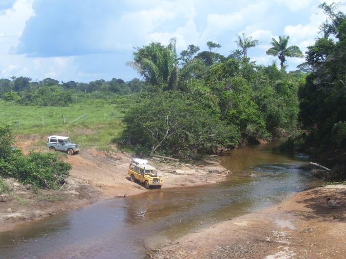Así atravesaron el río de los cinco colores la Legión Land Rover Colombia en su expedición a Caño Cristales. FOTO