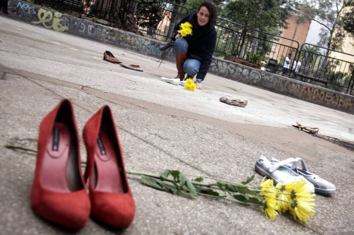 Las cifras de feminicidios reportadas por la Fiscalía son menos frente a las reportadas por el movimiento No es hora de callar. FOTO: COLPRENSA