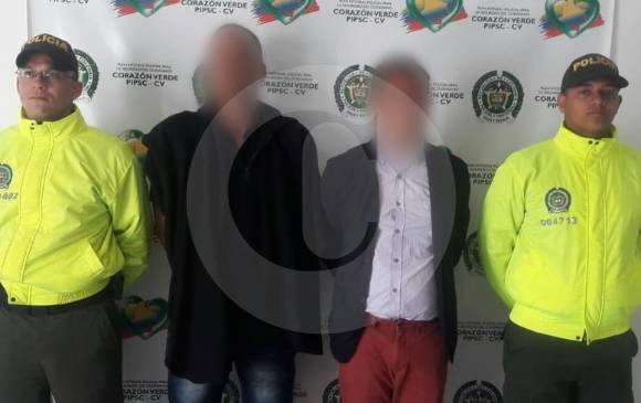 Dos educadores quedaron bajo custodia policial por abuso de menores. FOTO CORTESÍA POLICÍA ANTIOQUIA