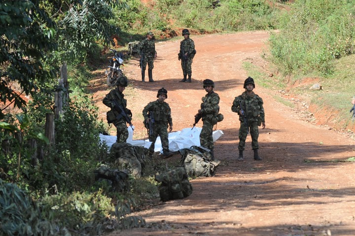 Once militares murieron en el ataque de las Farc en la vereda La Esperanza del municipio de Buenos Aires, Cauca. FOTO COLPRENSA.
