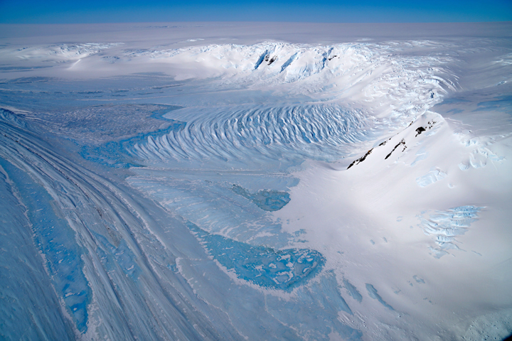 Región de la Antártida cerca al Polo Sur que también ha sufrido por el calentamiento global. FOTO Nasa/EO