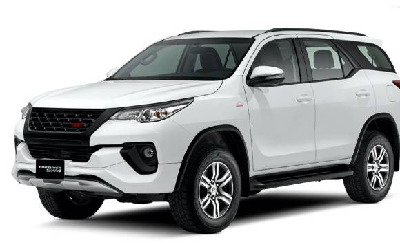 Para celebrar su aniversario en el País, Toyota lanzó algunas ediciones especiales, esta es la Fortuner SW4. FOTO toyota 