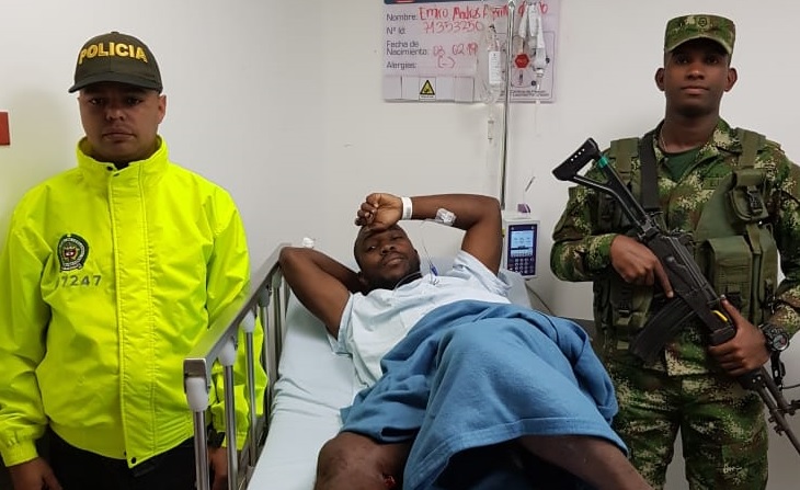 Alias “Terry”, hospitalizado después de quedar herido en un enfrentamiento con la Fuerza Pública en Liborina, Antioquia. FOTO: cortesía.
