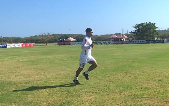 Teófilo Gutiérrez presente en el primer entrenamiento. FOTO Colprensa