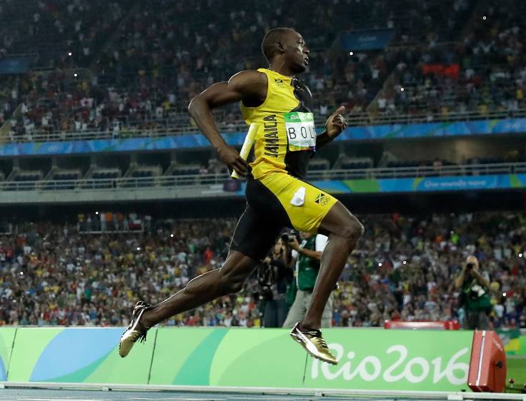 Bolt fue el último en su equipo en afrontar los 100 metros. FOTO AP
