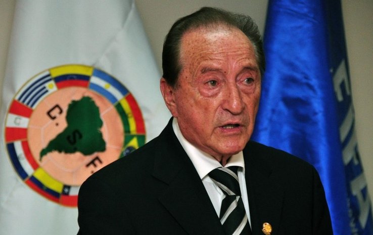 Eugenio Figueredo, sancionado de por vida por la Fifa. FOTO EFE