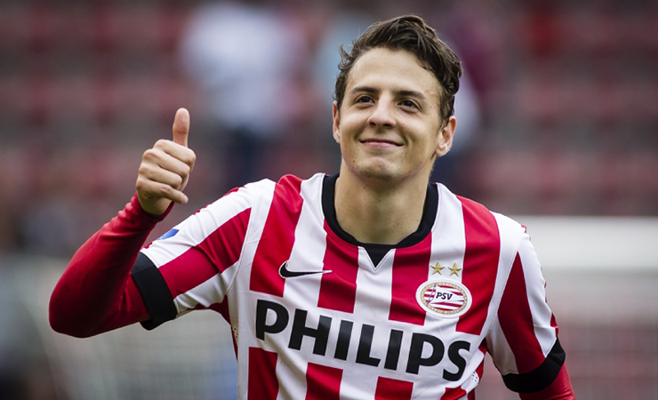 El lateral antioqueño, Santiago Arias, fue elegido como el mejor de la temporada en Holanda. FOTO CORTESÍA PSV