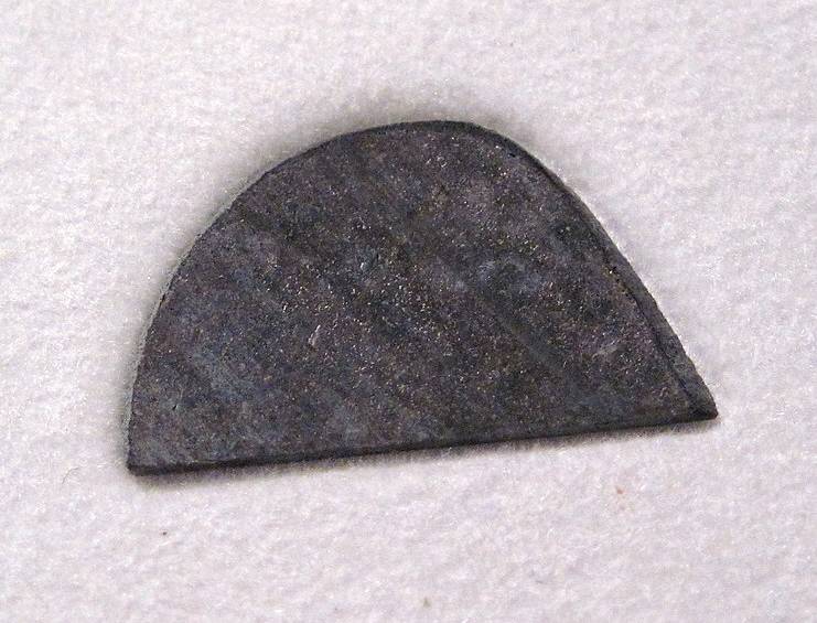 Uno de los meteoritos con diamantes que cayó en el desierto nubio en Sudán.