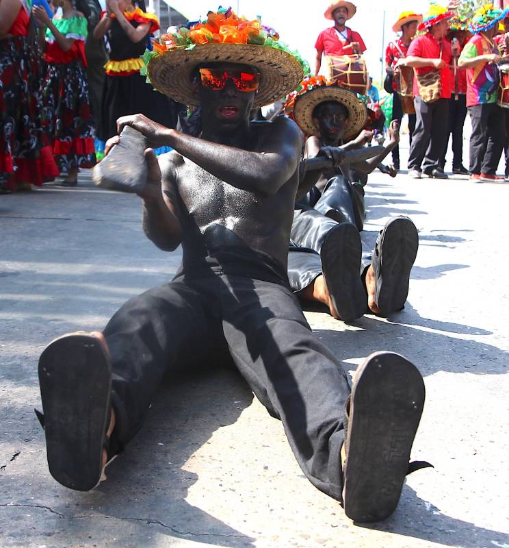 La próximas fiestas del carnaval serán las Comparsas de Tradición Popular y Fantasía y el Festival de Orquesta. Foto: Greisy Bettin - Colprensa 