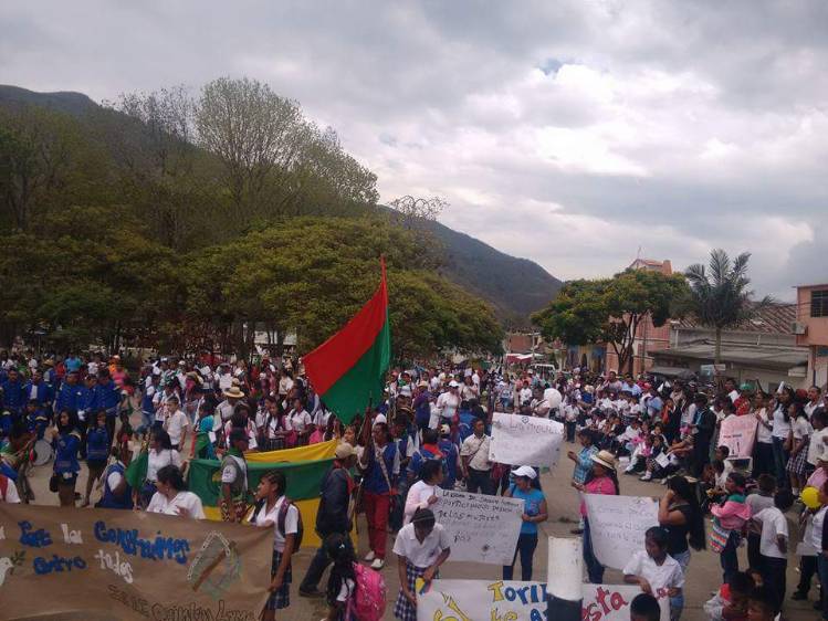 La posición estratégica de Toribío, en el Cauca, hizo que se convirtiera en un territorio estratégico para el frente sexto de las Farc bajo el mando de alias “Pacho Chino” y el “Sargento Pascuas”. En 15 años, este pueblo tuvo más de 600 ataques de las Farc. FOTO cortesía 