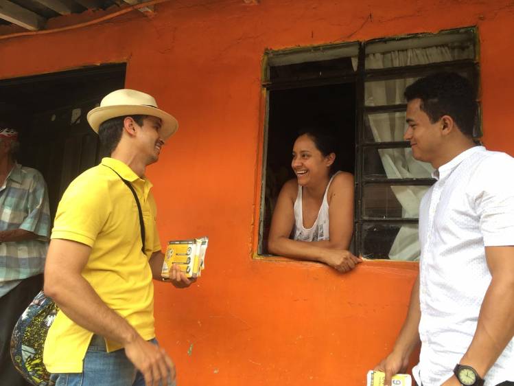 El candidato a la alcaldía de Medellín, Víctor Correa. FOTO CORTESÍA 