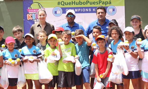 Promesas del tenis nacional jugaron durante todo el fin de semana en el Champions Kids de Medellín. FOTO: CORTESÍA LAT