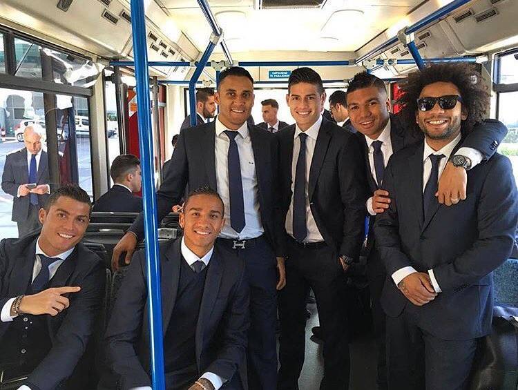 Así compartió en Instagram la cuenta del Real Madrid el viaje de toda su plantilla, incluido James Rodríguez. FOTO Instagram.com/RealMadrid