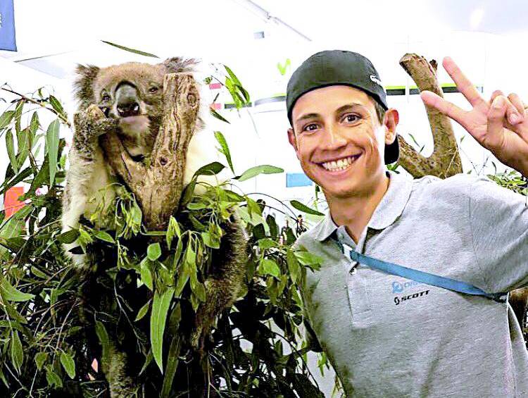 Esteban Chaves es uno de los cinco colombianos que emprenderán, mañana, la temporada ciclística. FOTO cortesía Orica