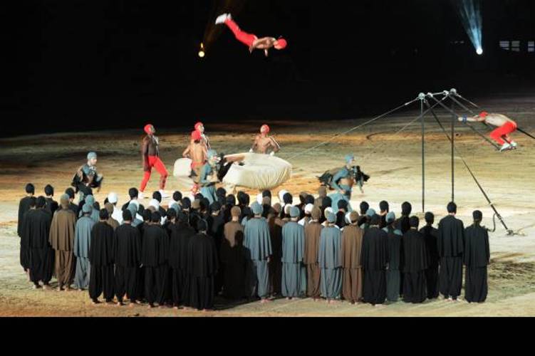 - Este año, en la edición 50 de la feria, 321.320 visitantes recorrieron las distintas propuestas de muebles y accesorios para el hogar, mobiliario para oficinas, lo último en iluminación y las ideas de nuevos diseñadores.