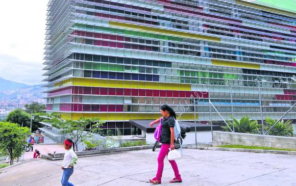 El Hospital Infantil Concejo de Medellín espera abrir pronto su Unidad de Cuidados Intensivos, con seis camas. Para ello necesita el permiso de la Seccional de Salud. FOTO juan antonio sánchez