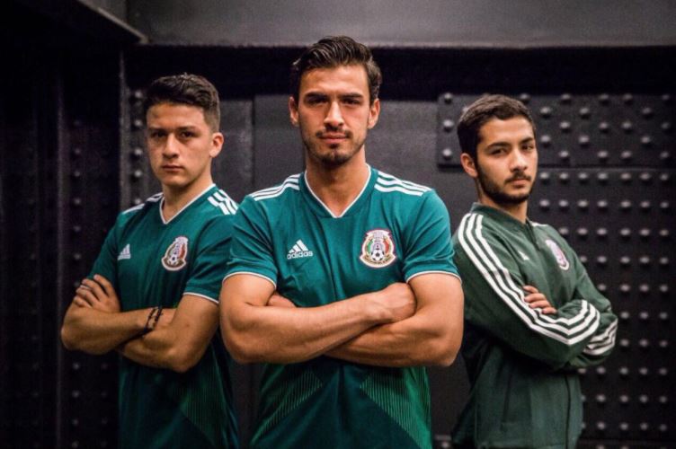 Así se ve la camiseta de México. El equipo es dirigido por el colombiano Juan Carlos Osorio. FOTO CORTESÍA