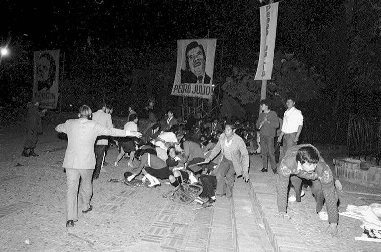 Colprensa - En Soacha la gente no entend�a lo que pasaba. El terror se apoder� de los asistentes al acto pol�tico.