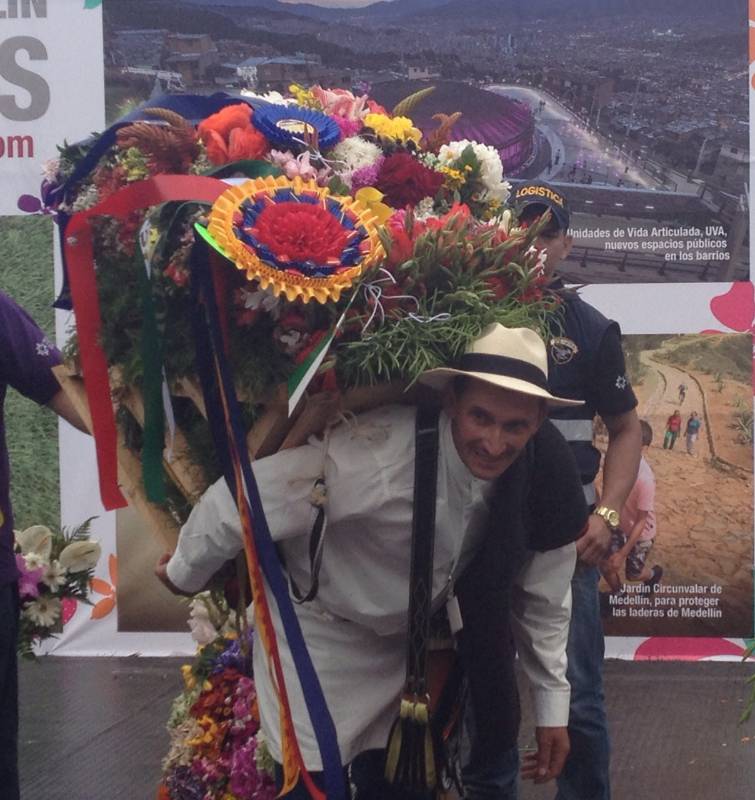 Carlos Alberto Grisales Ramírez fue el ganador en la categoría Tradicional y además fue el ganador absoluto del Desfile de Silleteros del año 2015. FOTO EDWIN BUSTAMANTE