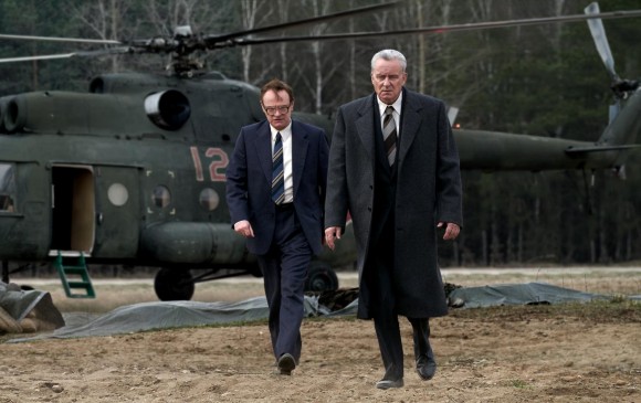 Jared Harris y Stellan Skarsgård son los protagonistas de la serie Chernobyl. FOTO Cortesía HBO Latinoamérica.