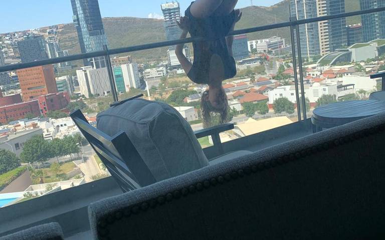 Esta es la imagen que circula en redes sociales de la universitaria que se accidentó en México. FOTO www.elheraldodechihuahua.com.mx